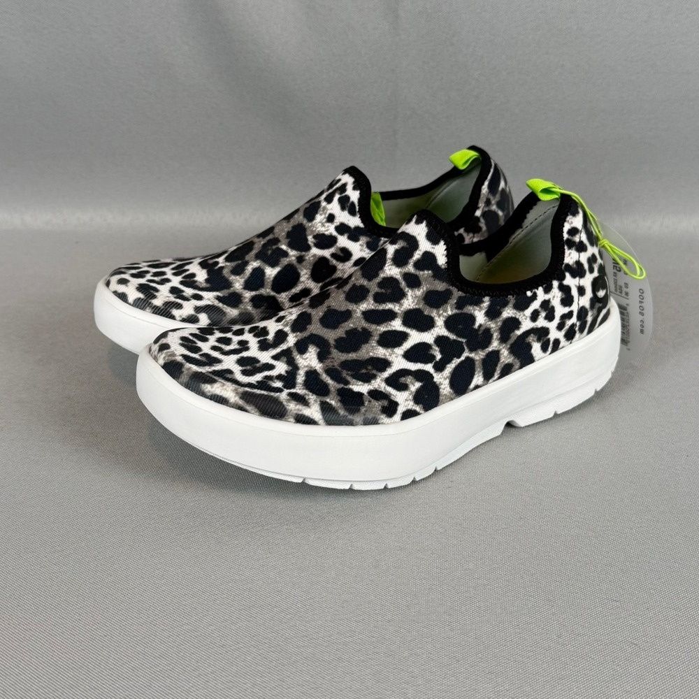 Oofos OOmg Eezee Recovery Sneakers Womens 5 Cheetah Slip-On Light Shoes New NIB - Picture 2 of 8